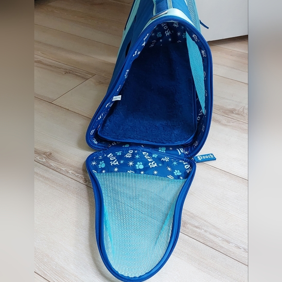 Royal Pooch Pet Carrier - Picture 4 of 11